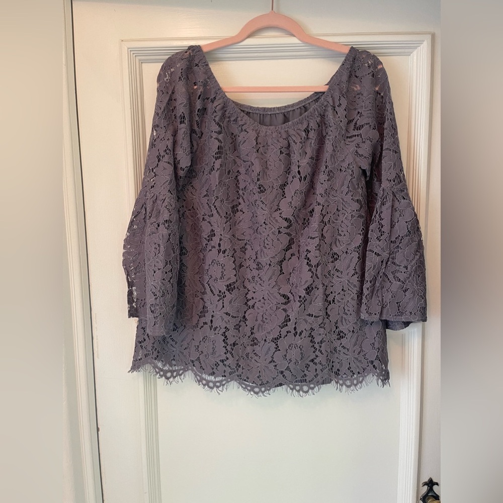 Chaser NWT Grey Lace Bell Sleeve Off the Shoulder Top Size: M - Picture 7 of 8